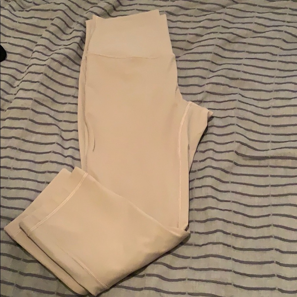 Lululemon 3/4 leggings - lavender